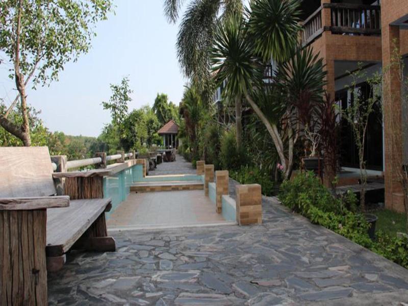 Baanrimnam Resort Trat image