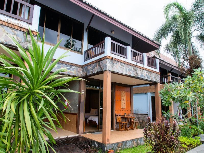 Baanrimnam Resort Trat image