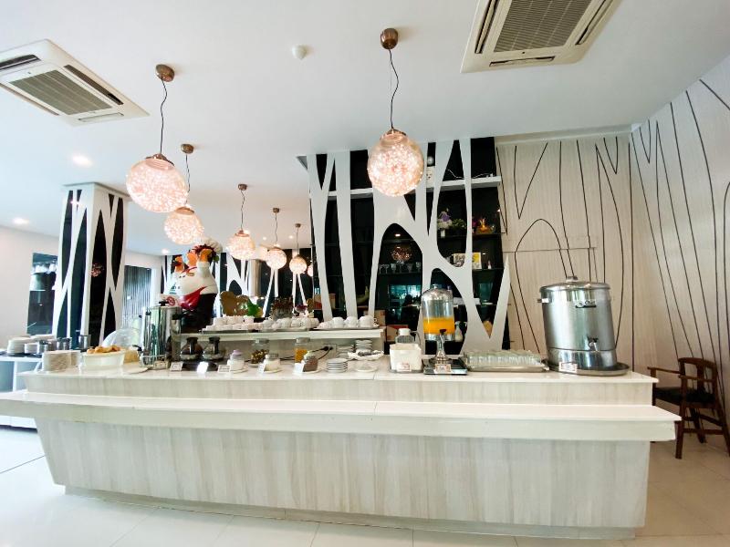 Grand Hill Resort And Spa