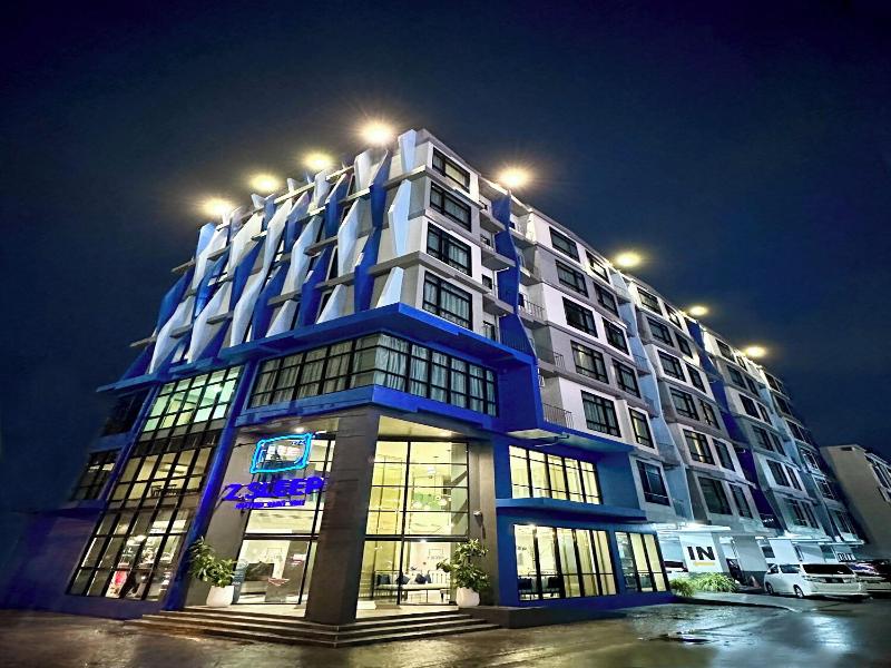 Z Sleep Hotel