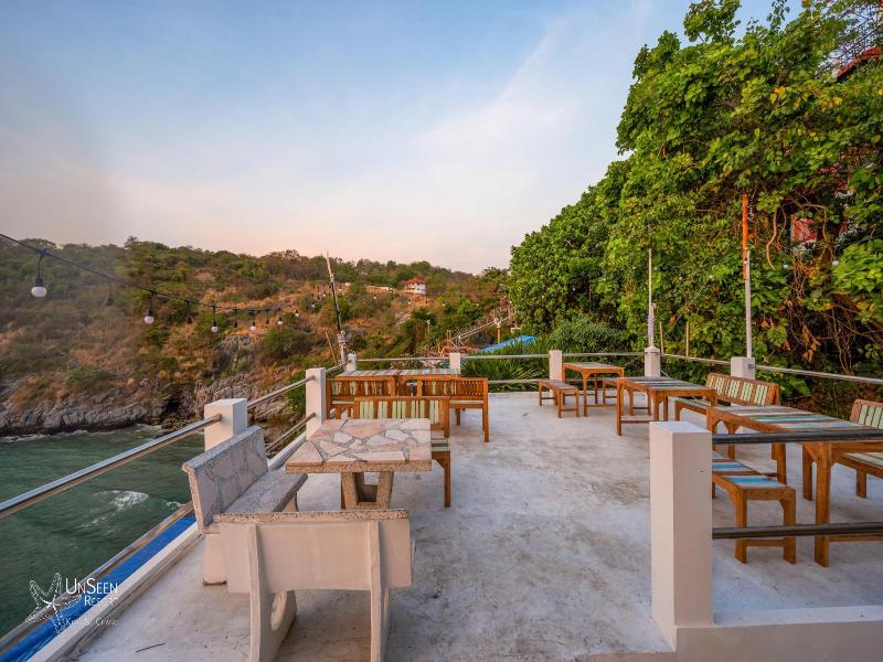 Koh Sichang Unseen image