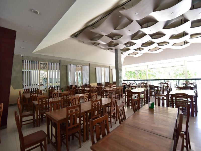 Varin Beach Resort image