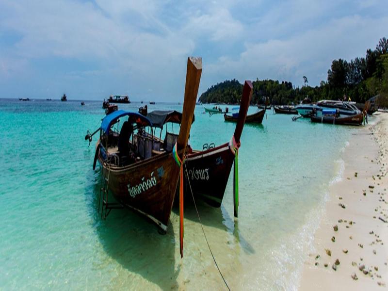 Varin Beach Resort image