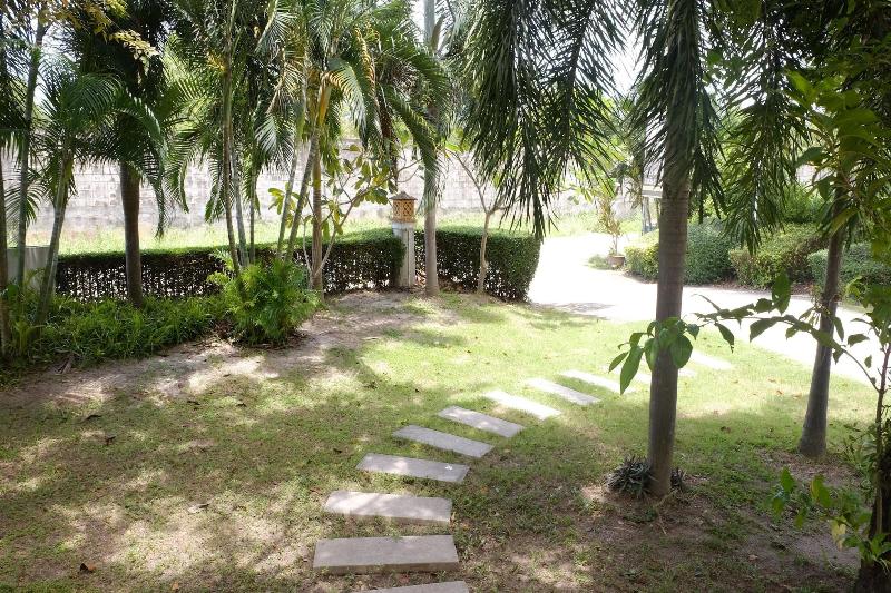 Aana Residence Resort image