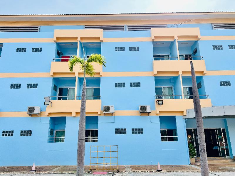 Sunshine Place Udon by ZUZU