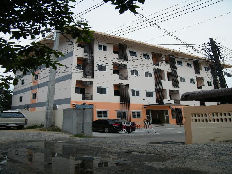 Fun Dee Mansion