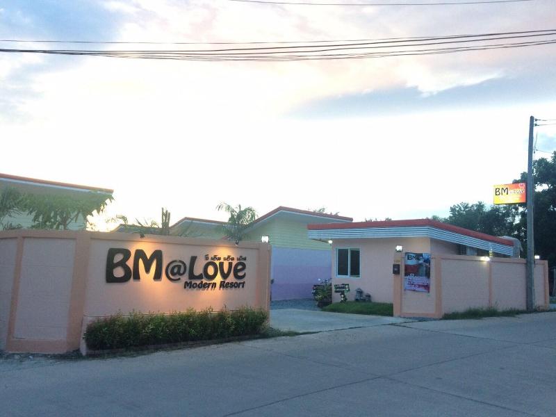 BM @ Love image