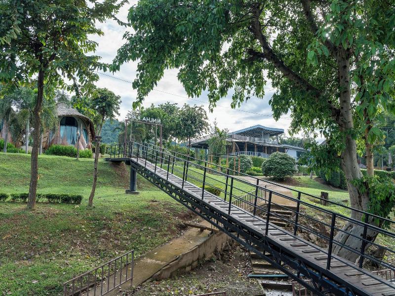 Binlha Raft Resort image
