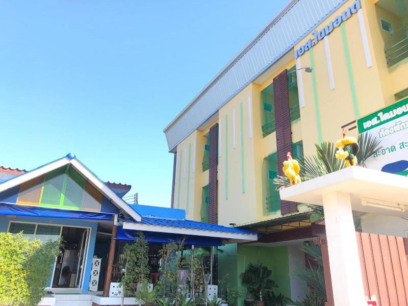 S. Diamond Apartment image