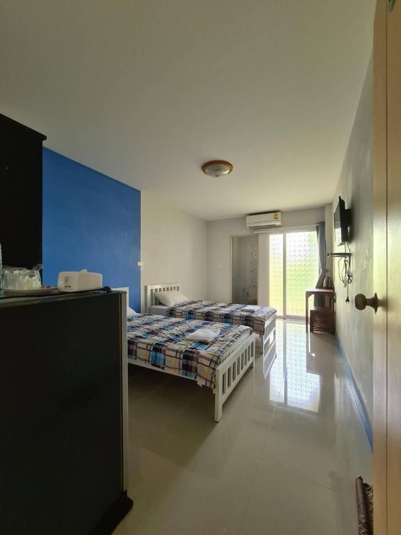 S. Diamond Apartment image