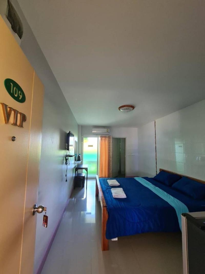S. Diamond Apartment image