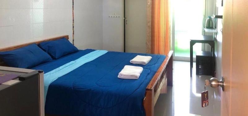 S. Diamond Apartment image