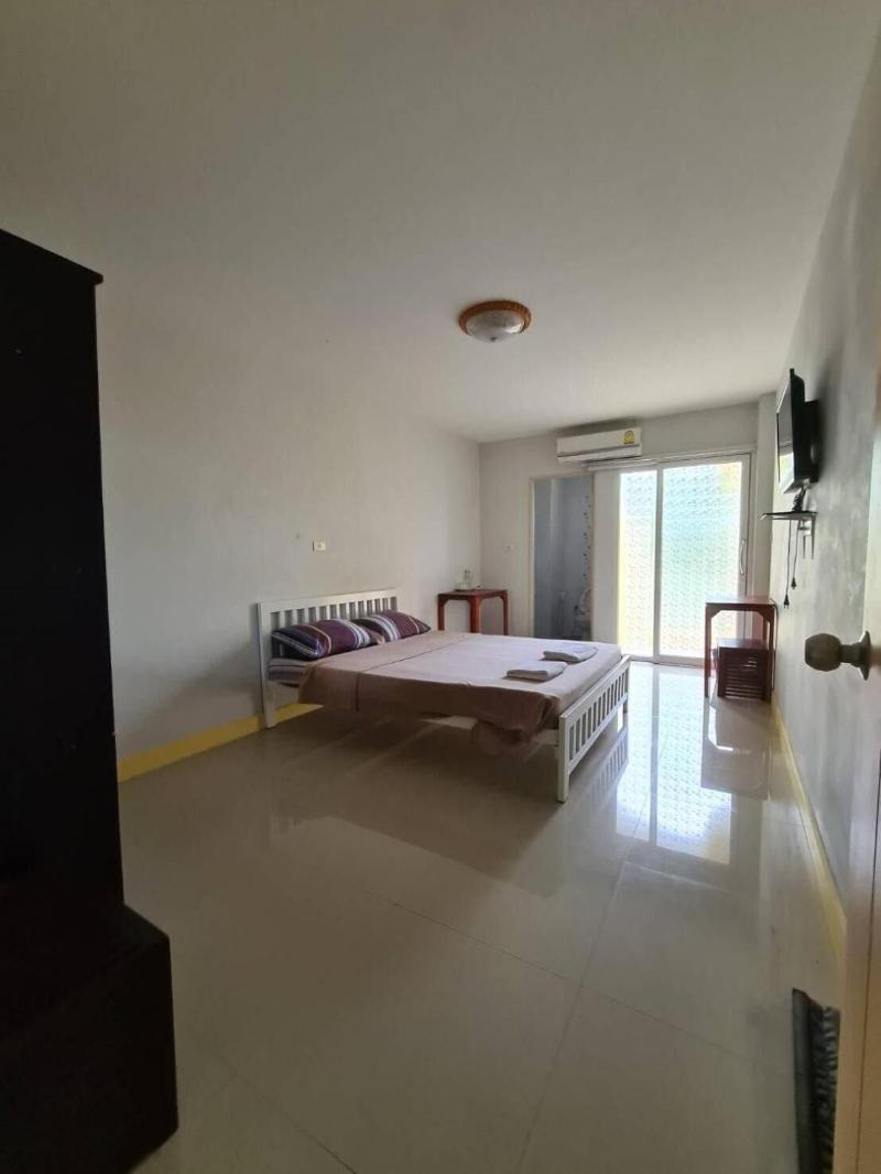 S. Diamond Apartment image