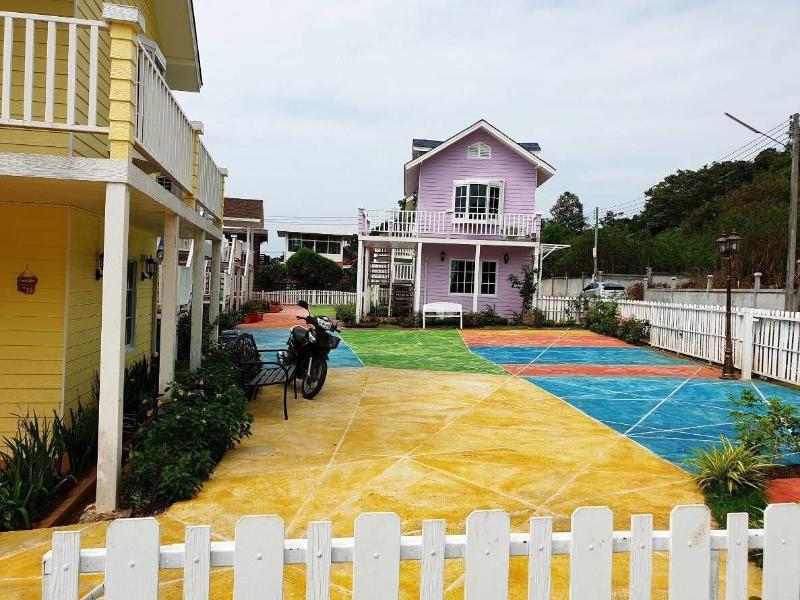 Bunny Hill Resort image