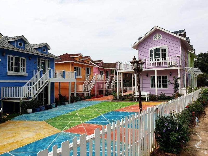 Bunny Hill Resort image