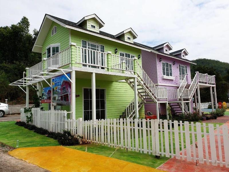 Bunny Hill Resort image