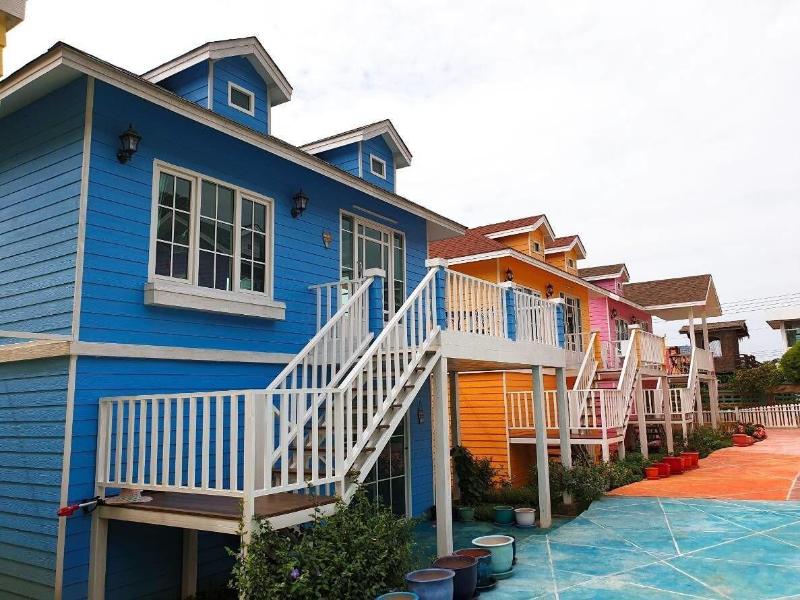Bunny Hill Resort image