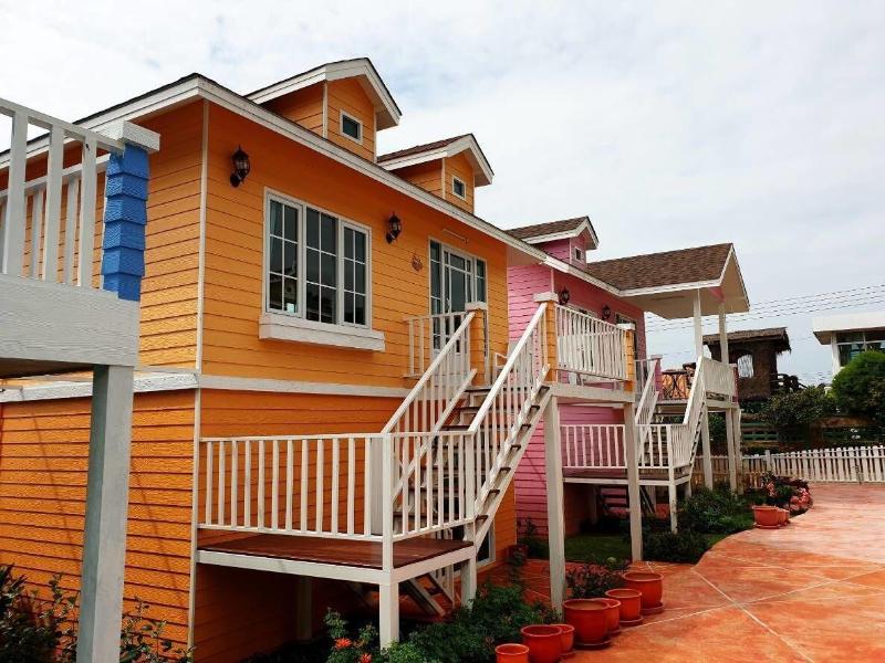 Bunny Hill Resort image