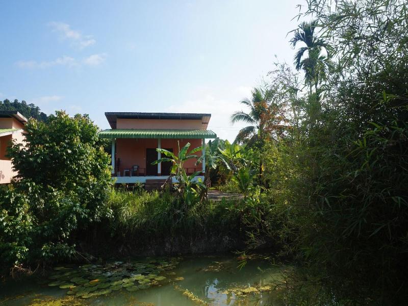 Bangsak Hut image