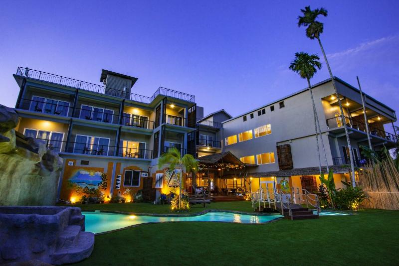 Palau Central Hotel image