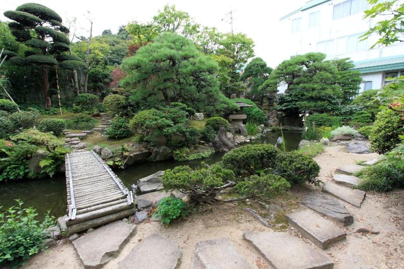 Honjin No Yado Yanagi No Yu — general view