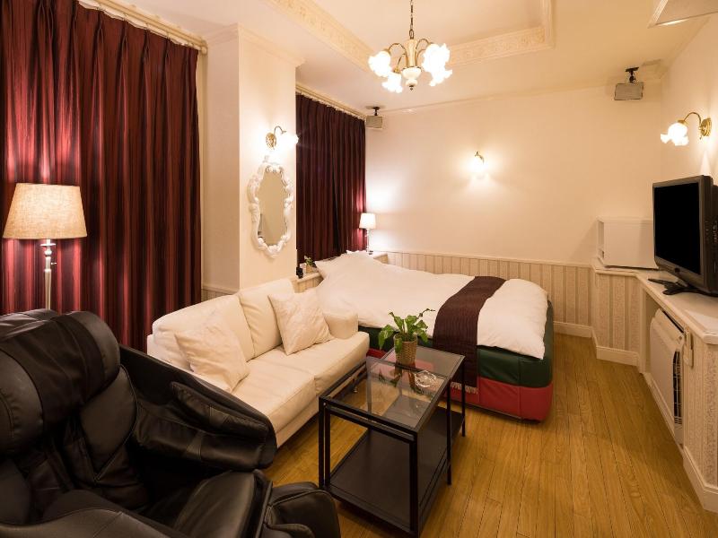 Coast Hike Hotel - Adults Only image