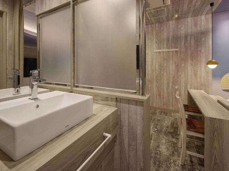 Coast Hike Hotel - Adults Only image