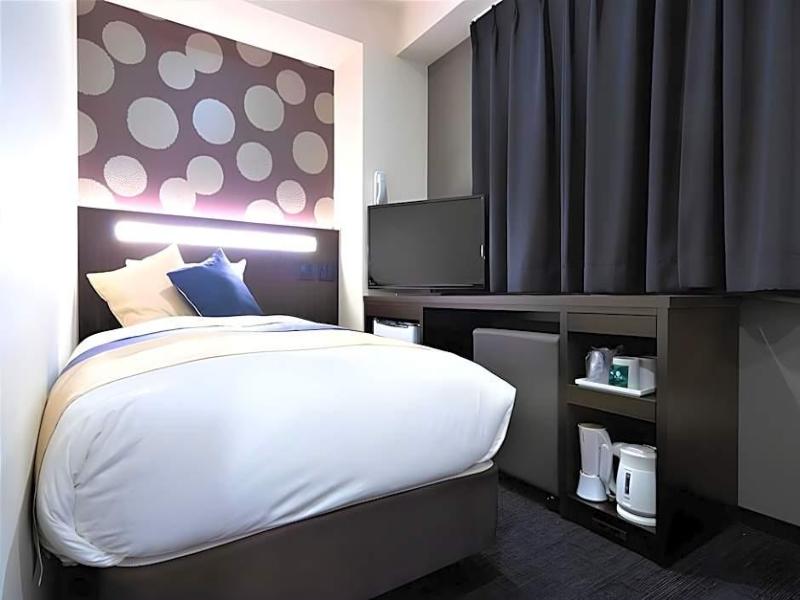 Marutamachi Crystal Hotel image