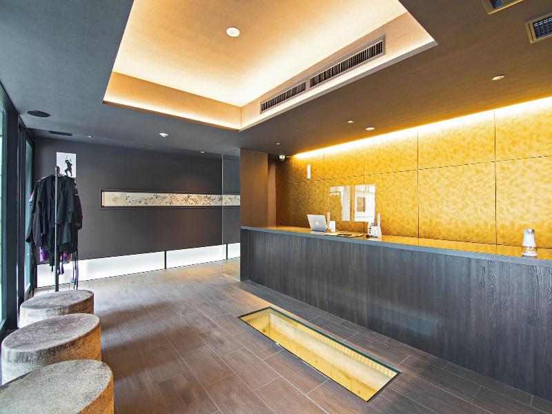 Hotel Ninja Black image