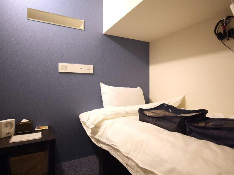 Hotel Cabin Style – Caters to Men image