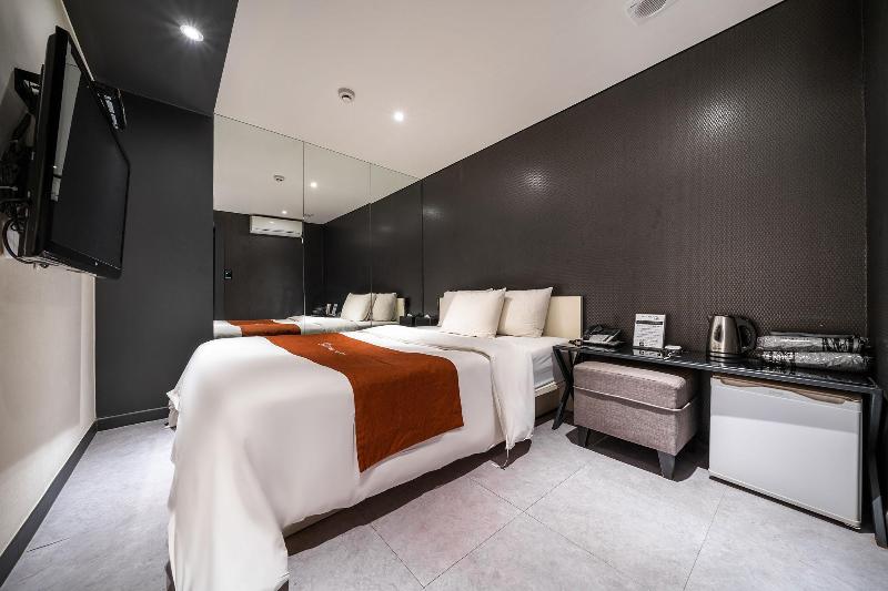 Blanc Hotel Gwacheon