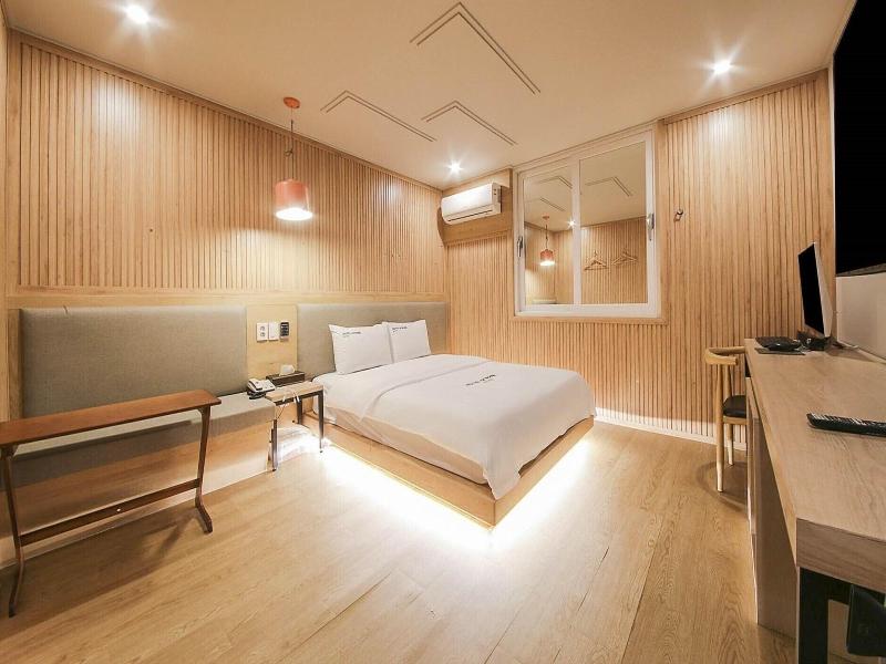Hotel Yeogiuhtte Gwangju Station image