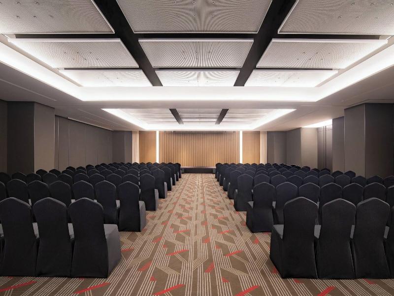 Courtyard By Marriott Suwon image