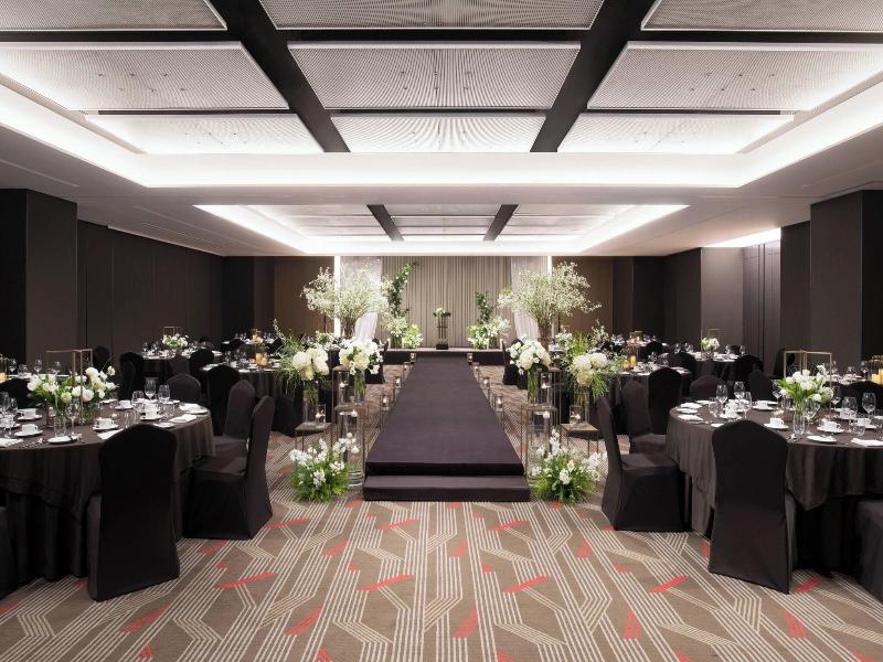 Courtyard By Marriott Suwon image