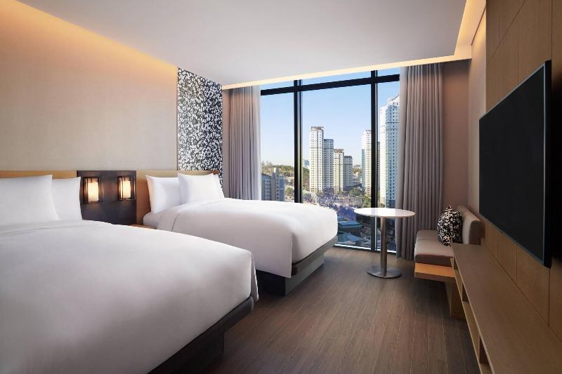 Courtyard By Marriott Suwon image