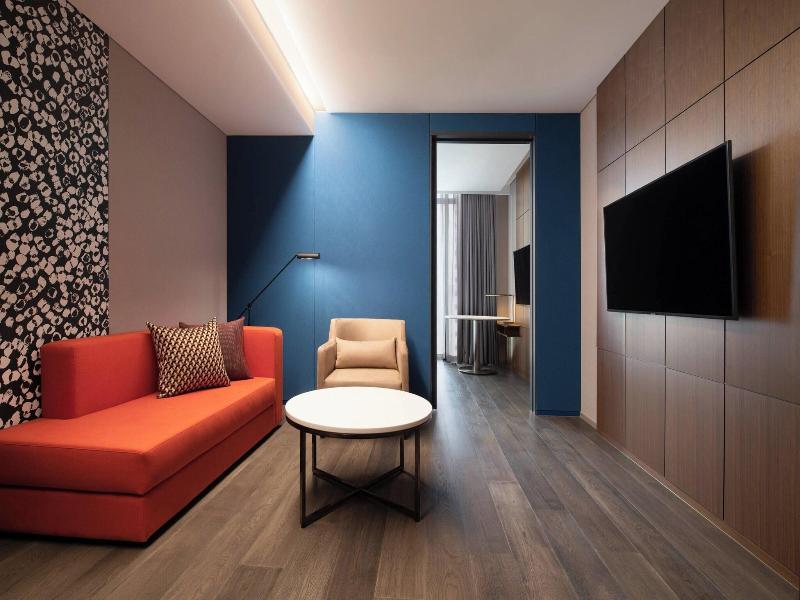 Courtyard By Marriott Suwon image