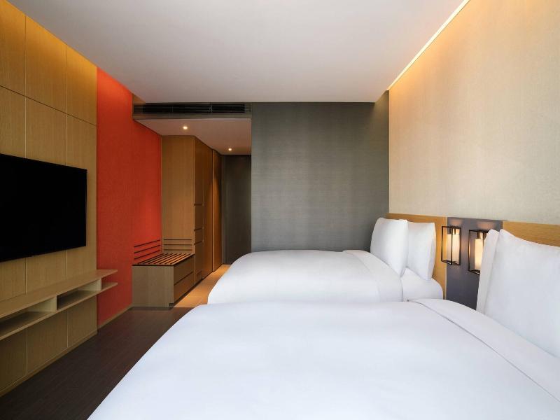 Courtyard By Marriott Suwon image