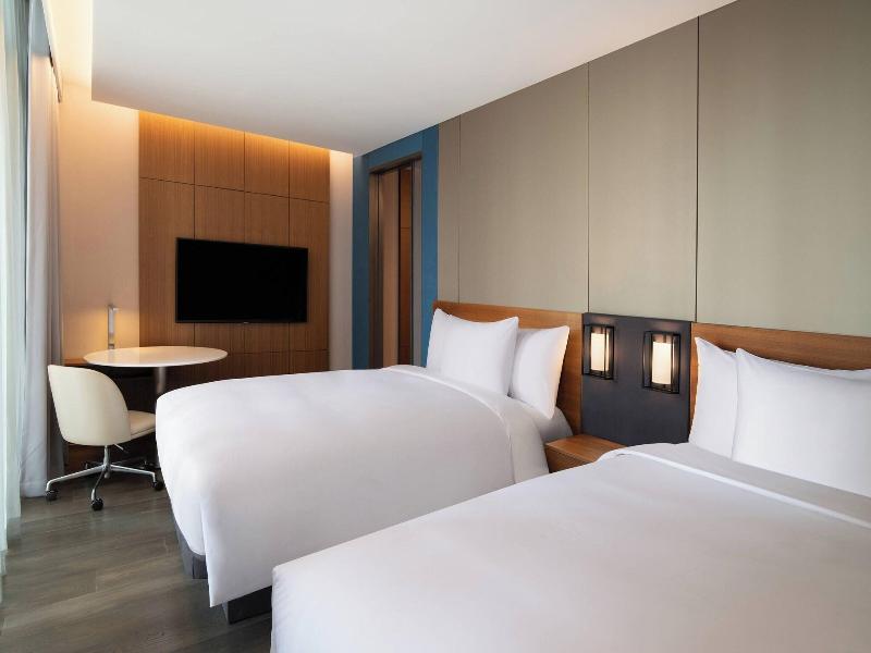 Courtyard By Marriott Suwon image