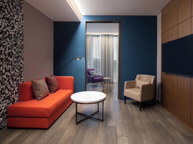 Courtyard By Marriott Suwon image