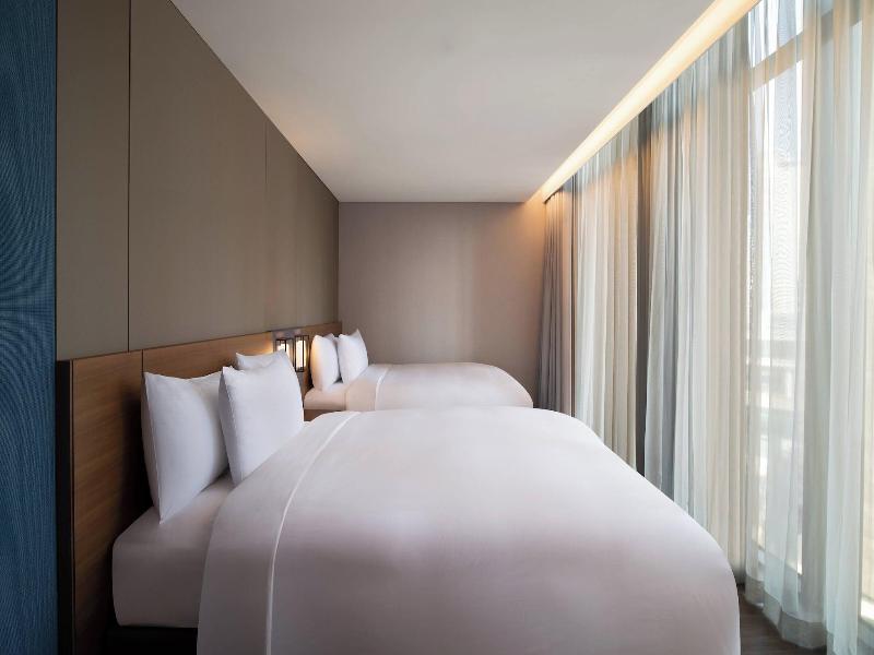 Courtyard By Marriott Suwon image