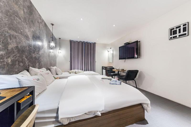 Hotel Yaja Guri Sutaek image