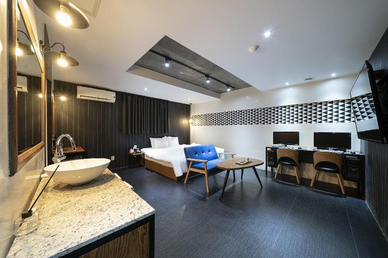Hotel Yaja Guri Sutaek image