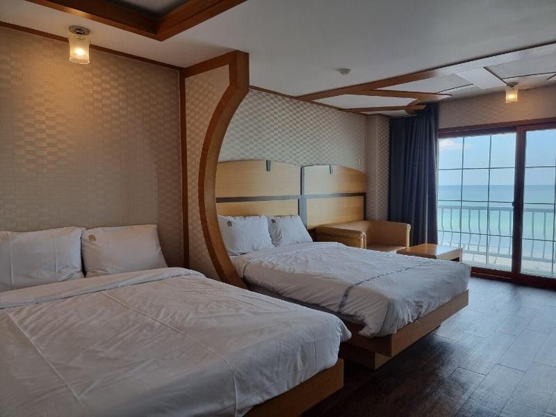 Benikea Mountain And Sea Yangyang image