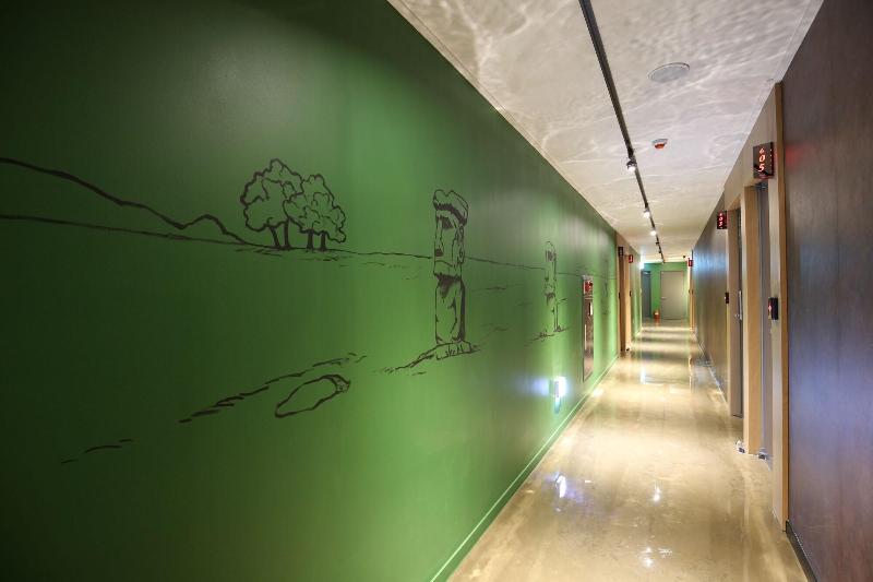 Hotel Nine