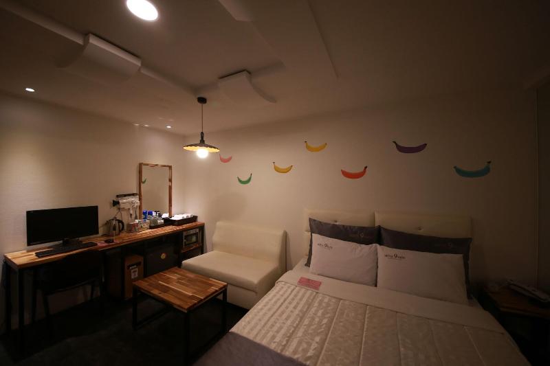 Hotel Nine — photo 34