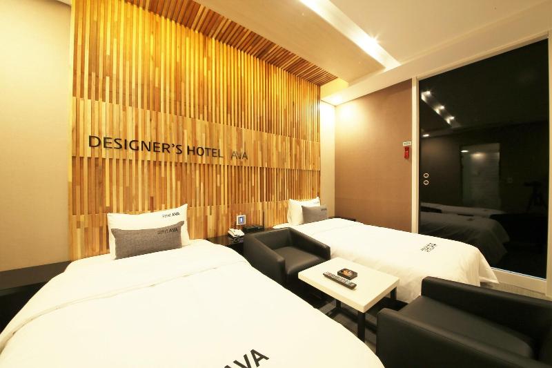 Premium Ava Hotel Sasang image