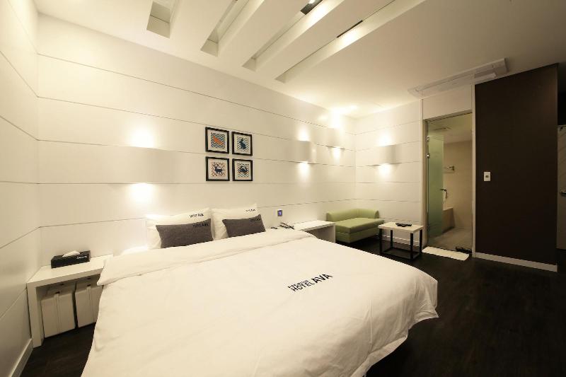 Premium Ava Hotel Sasang image