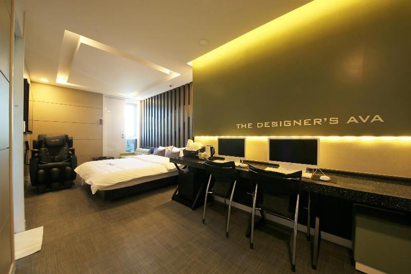 Premium Ava Hotel Sasang image