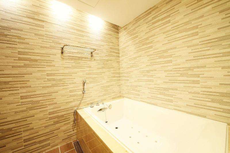 Premium Ava Hotel Sasang image