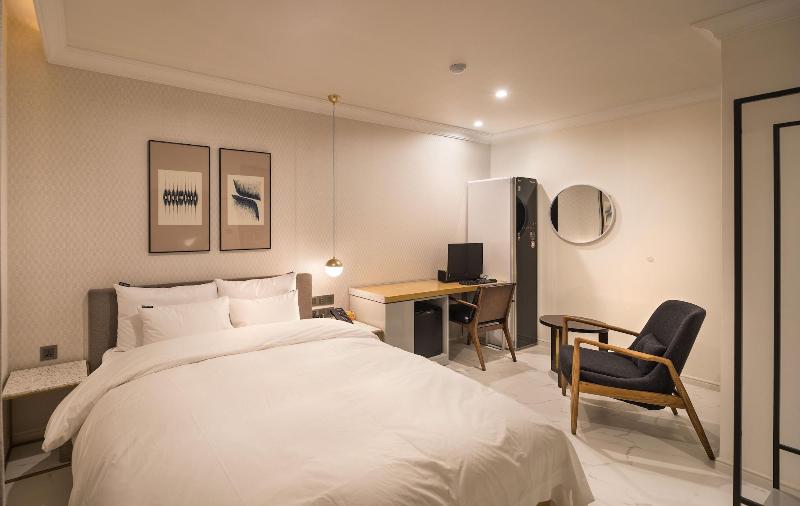 Busanjin Brown-dot hotel image